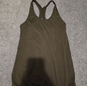 Tek Gear workout tank